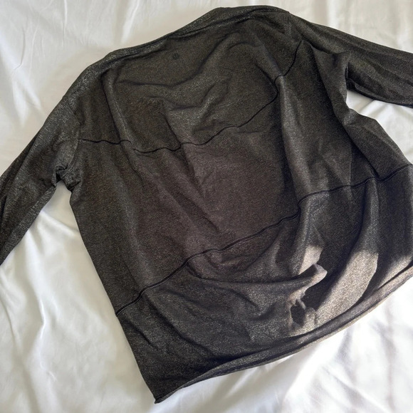 🆕🖤 Lululemon Special Edition Back in Action Long Sleeve Shirt Spark - Black - Picture 6 of 11